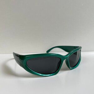 unique sick y2k 2000s vintage style forest green surfer sunglasses